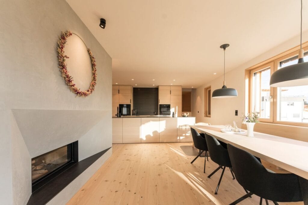 naturbo Samenfink Innenausbau Innenräume Holz Küche und Essbereich