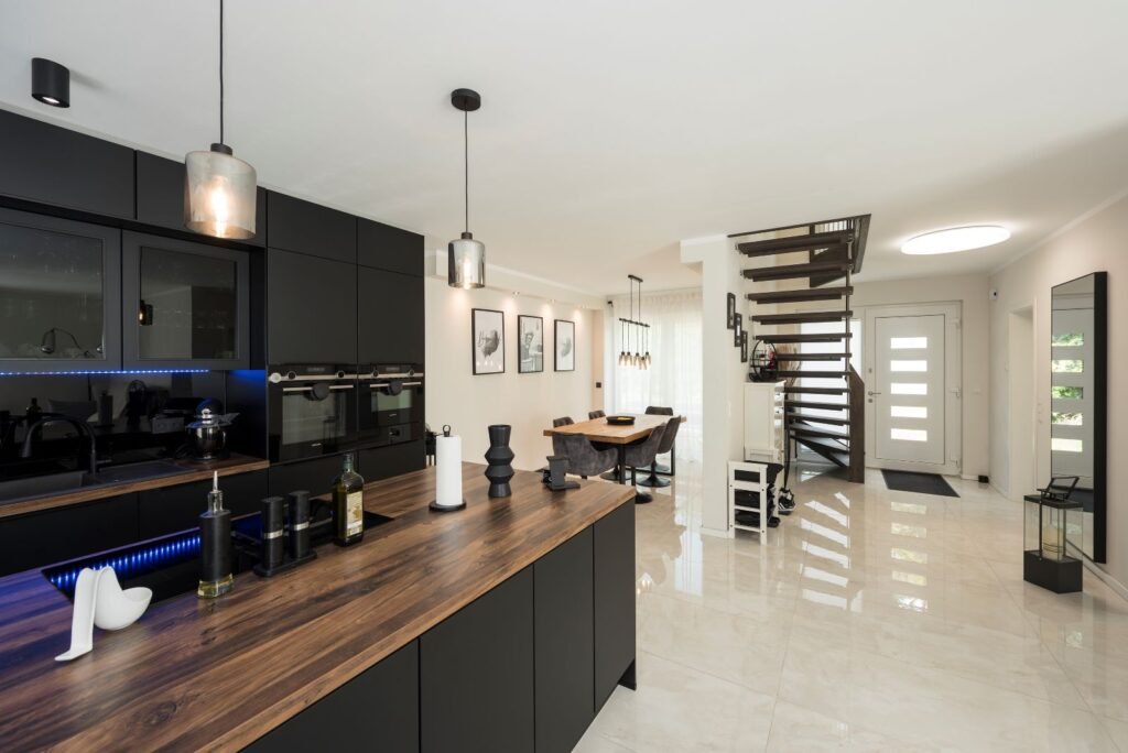 Roth Massivhaus Doppelhaus Küche und Eingangsbereich Großeltern