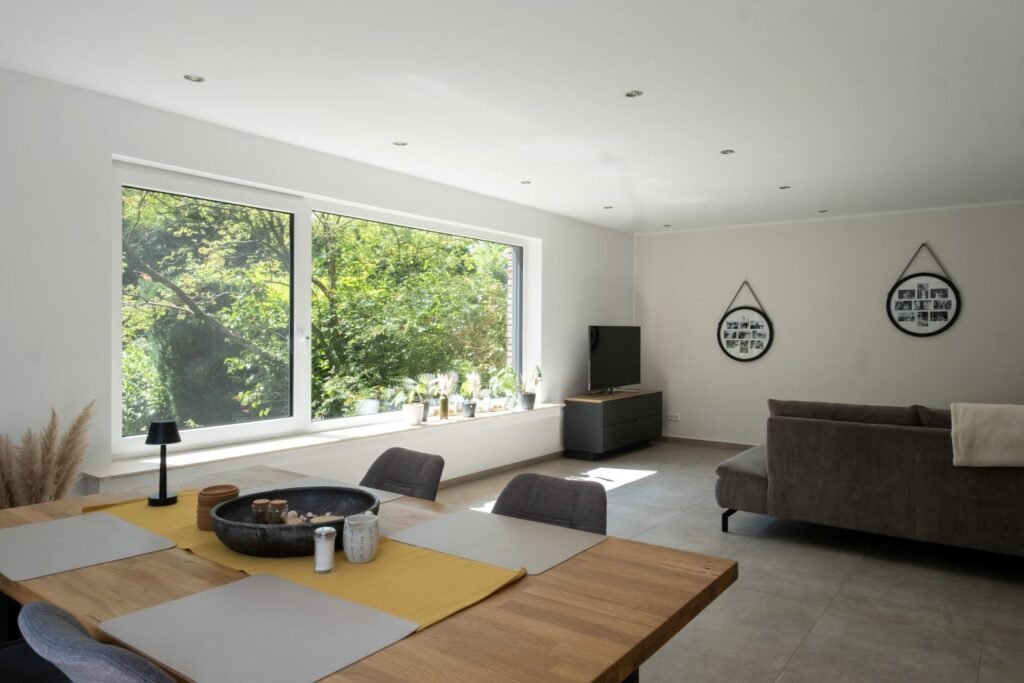 Wohnzimmer im sanierten Einfamilienhaus Schlüter