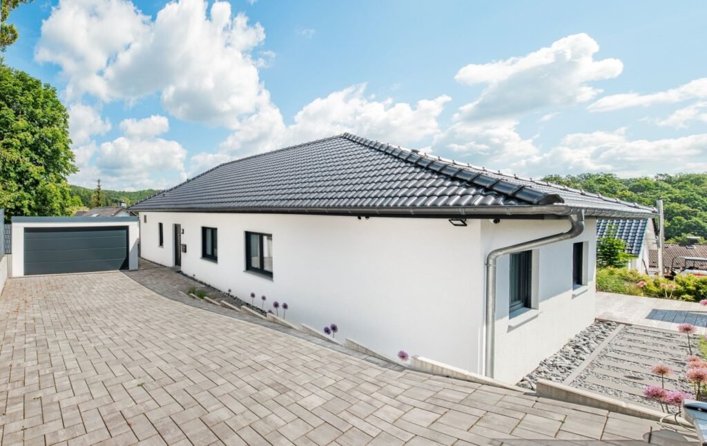 Bungalow Vintra Fingerhut Haus Hauseingang Einfahrt