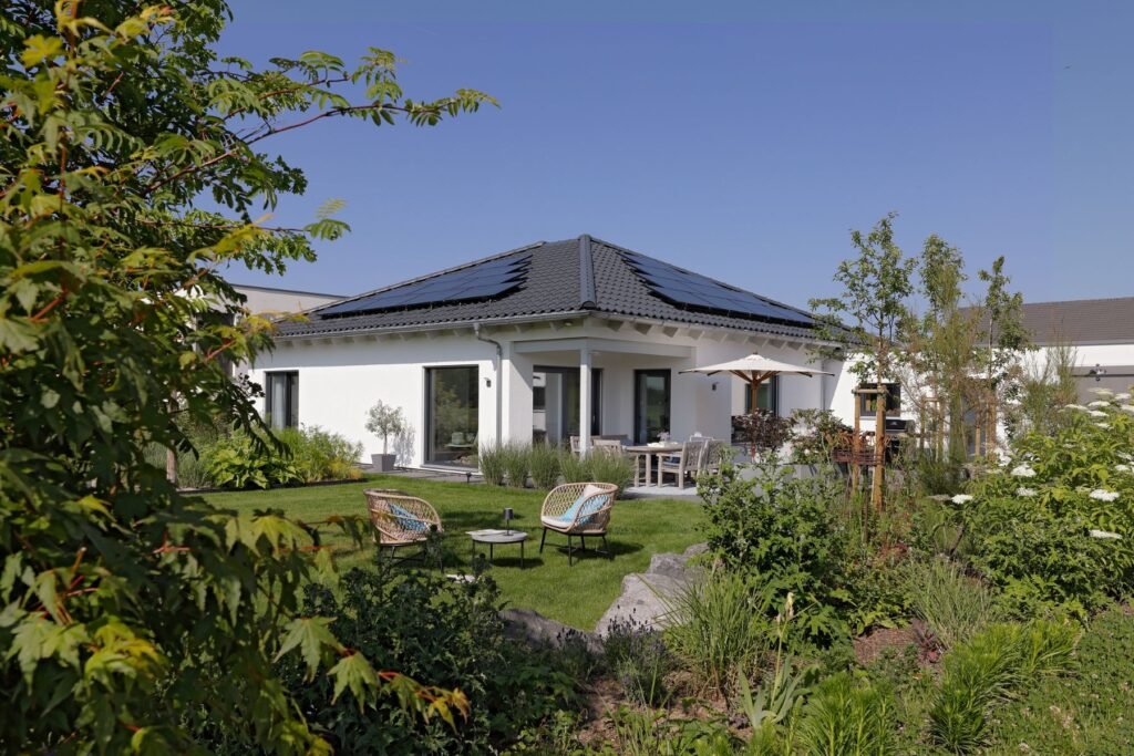 Jakoby Bungalow Schwörer Garten und Terrasse